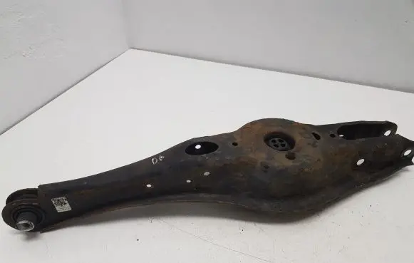 Volkswagen Golf VII Rear upper control arm/wishbone 5Q0505311D