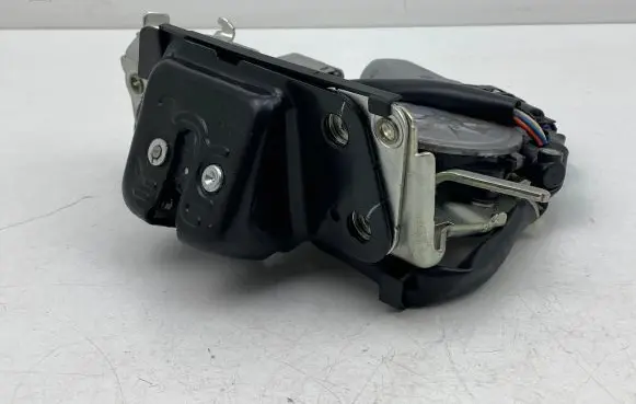 Chrysler Pacifica Tailgate/trunk/boot lock/catch/latch A9561313A AY1638000780