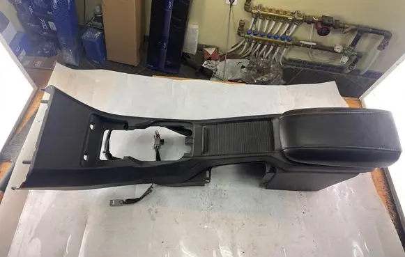 Volvo V40 Armrest 01302307 08632771