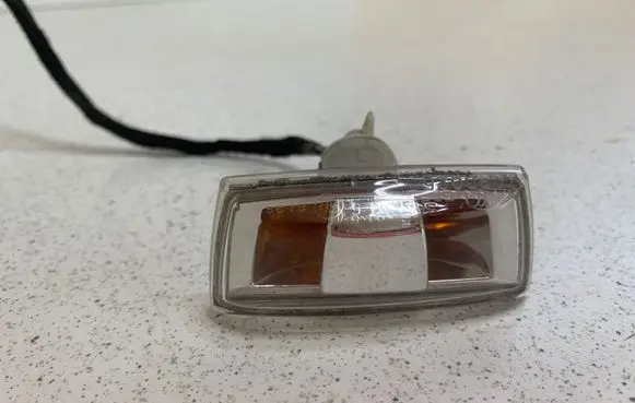 Opel Astra H Front fender indicator light 13252455 13252456 AS07638