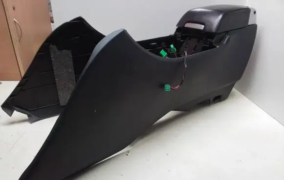 Land Rover Range Rover Sport L320 Armrest FJI500031 FHT500052 Fjz500022