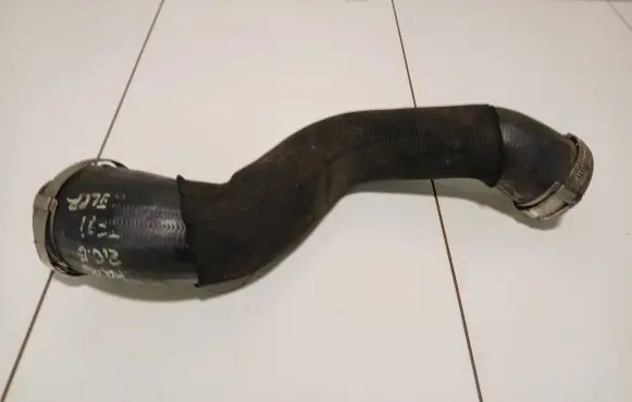 Audi A4 S4 B7 8E 8H Intercooler hose/pipe