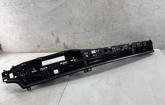 Audi A5 Dashboard air vent grill cover trim 8W2820901C 09637 14062018