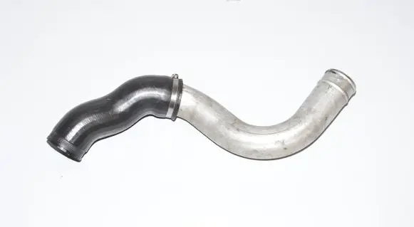 BMW 5 E39 Intercooler hose/pipe 2249669