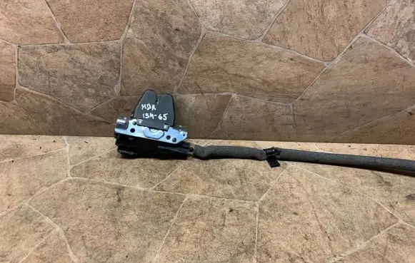 Tailgate/trunk/boot lock/catch/latch
