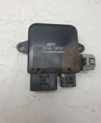Tesla Model S Coolant fan relay 1G04119700 4D17