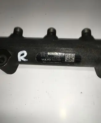 Volvo XC90 Fuel main line pipe 0445215015 0281002921