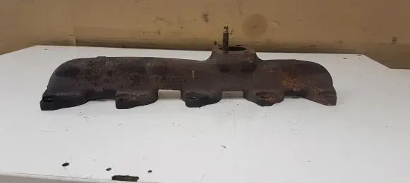 Citroen DS3 Exhaust manifold 051
