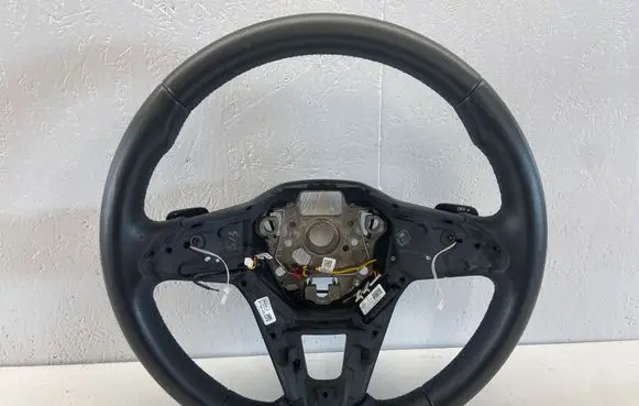 Volkswagen PASSAT B8 Steering wheel 5H0959542A 3131674AB