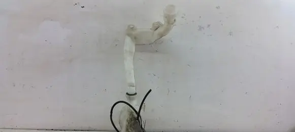 Citroen C3 Windshield washer fluid reservoir/tank 9683988680