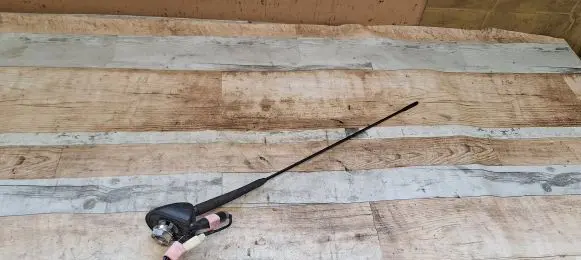 Mitsubishi Outlander Radio antenna 