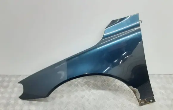 Volvo V70 Fender