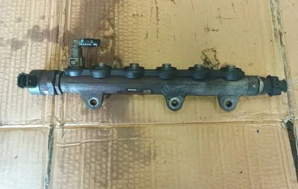 Renault Espace - Grand espace IV Fuel main line pipe 0445214153