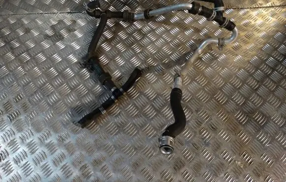Mercedes-Benz SLS AMG Engine coolant pipe/hose A1975000775