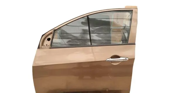 KIA Picanto Front door