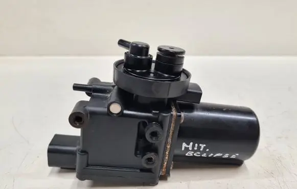 Mitsubishi Eclipse Vacuum valve G6T50371ZC