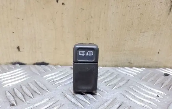 Volvo S70 V70 V70 XC Windscreen/window heater switch 9162952