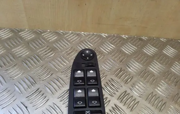 BMW 5 E39 Electric window control switch 6904306