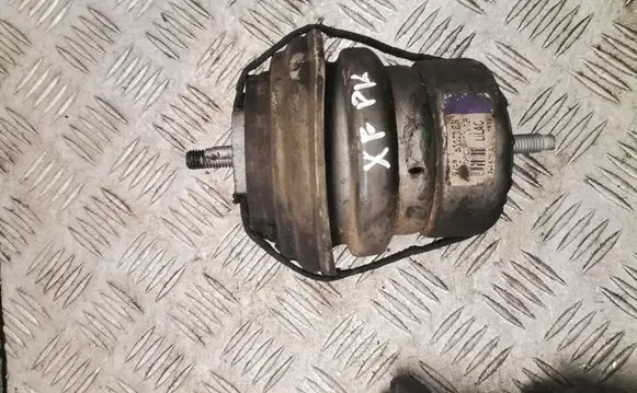 Jaguar XF X250 Engine mount bracket 8x236a003cc