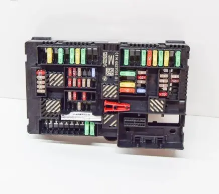 BMW 6 G32 Gran Turismo Fuse module 6837091