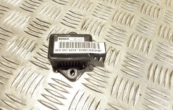 Volkswagen Phaeton ESP acceleration yaw rate sensor 8E0907637A