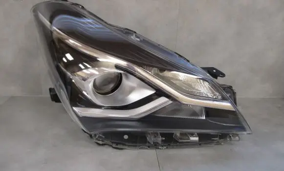 Toyota Yaris Headlight/headlamp yaris3lift