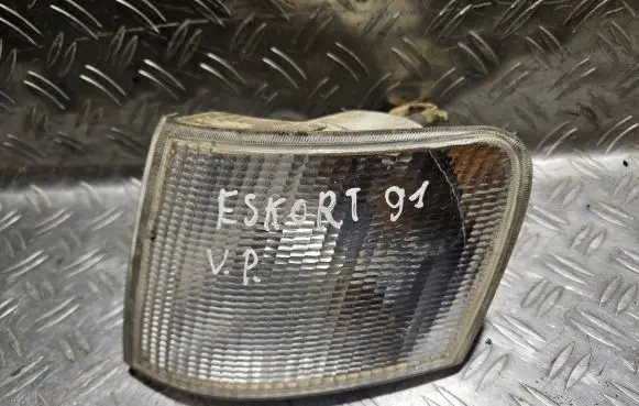 Ford Escort Front indicator light 91AG13369CA