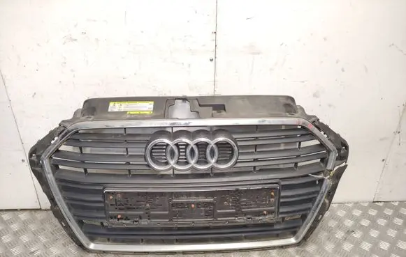 Audi A3 S3 8V Front bumper upper radiator grill 8V3853651AA 909829