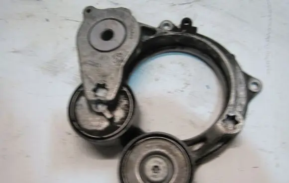 Audi A3 S3 A3 Sportback 8P Generator/alternator belt tensioner 057903133AJ