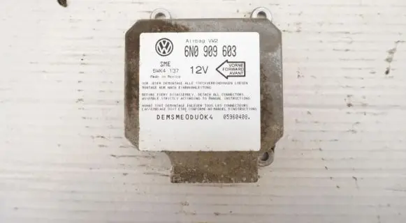Volkswagen Polo III 6N 6N2 6NF Airbag control unit/module 6N0909603