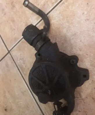 Mazda 626 Vacuum pump Hw10548 Hw10 548