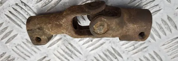 Nissan Terrano Steering column universal joint