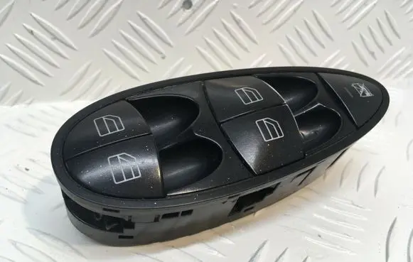 Mercedes-Benz E W211 Electric window control switch A2118213579
