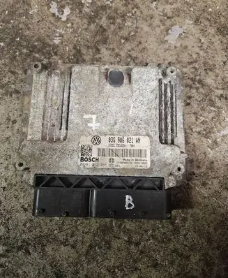 Volkswagen PASSAT B6 Engine control unit/module 03G906021AN 1039S08879 0281012085
