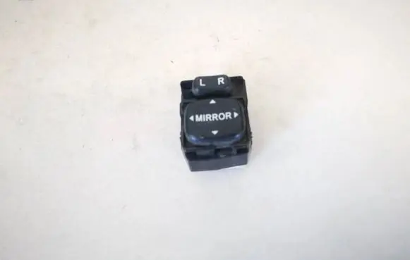 Toyota Prius (XW20) Wing mirror switch 183574