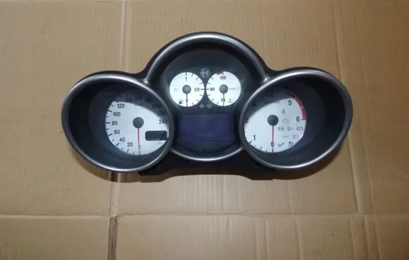 Alfa Romeo 147 Speedometer (instrument cluster) 735290191