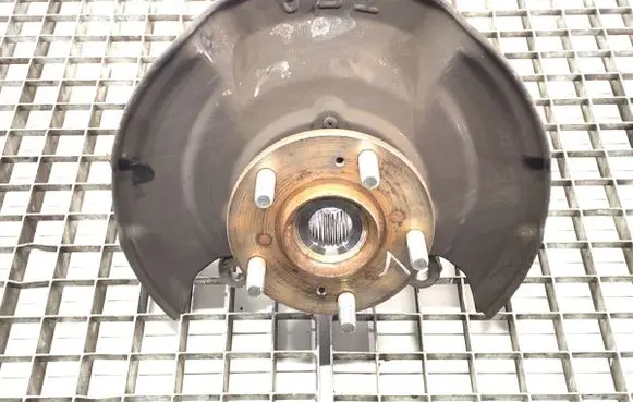 Honda HR-V Front wheel hub spindle knuckle