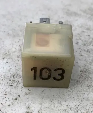 Ford Galaxy Other relay 357911253 PA66GF30 14030000