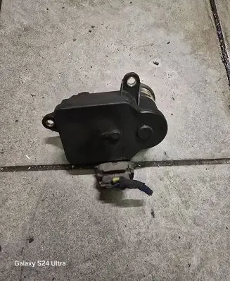 Hyundai ix35 Electric throttle body valve 283812F000 9K270337