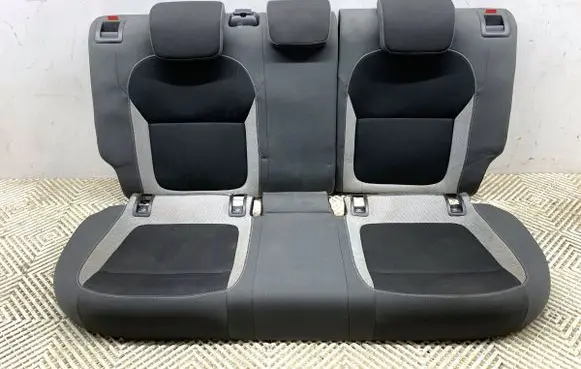 Skoda Fabia Mk3 (NJ) Second row seats 