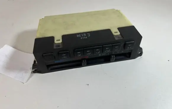 Mazda 323 F Climate control unit EB17R