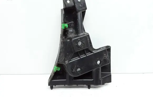 Volvo V60 Front bumper mounting bracket 31323833