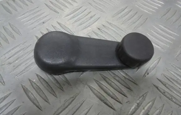 Opel Monterey Front door window winding handle 