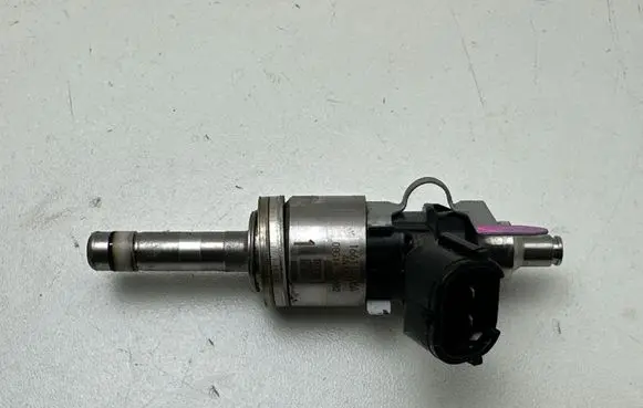 Subaru Outback (BT) Fuel injector 16611AB06A6