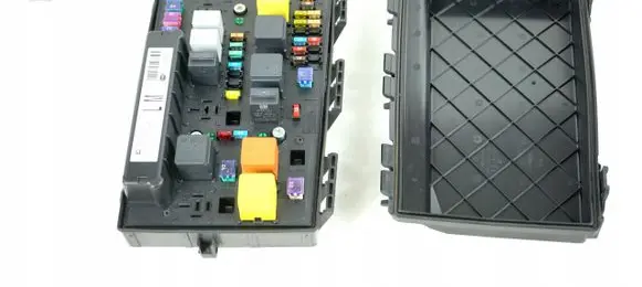 Opel Astra H BSM Control unit 13268303M