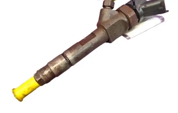Fuel injector