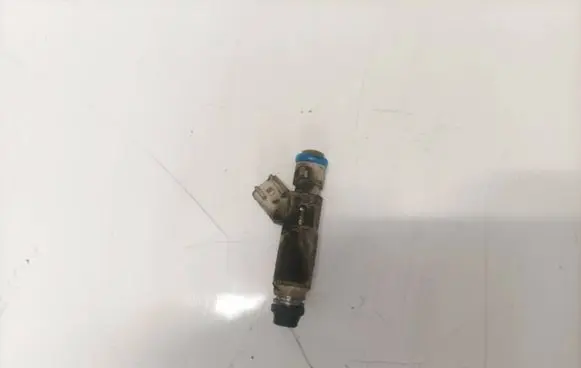 Ford Mondeo Mk III Fuel injector 031s7ef7b 031s7e-f7b