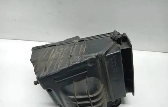 Renault Fluence Air filter box 8201089804