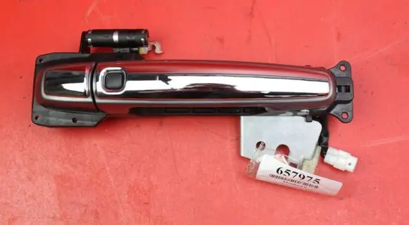 Suzuki SX4 Front door exterior handle