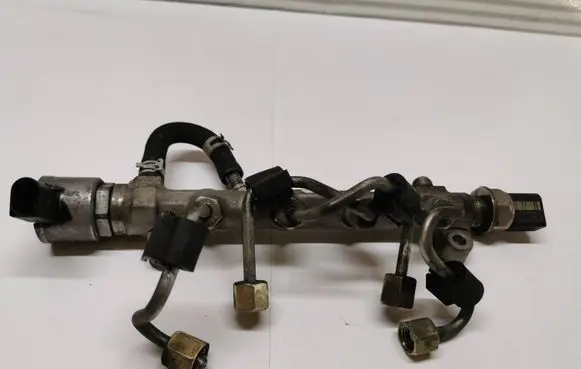 Volkswagen PASSAT B8 Fuel main line pipe 04L089G 031214 0173240